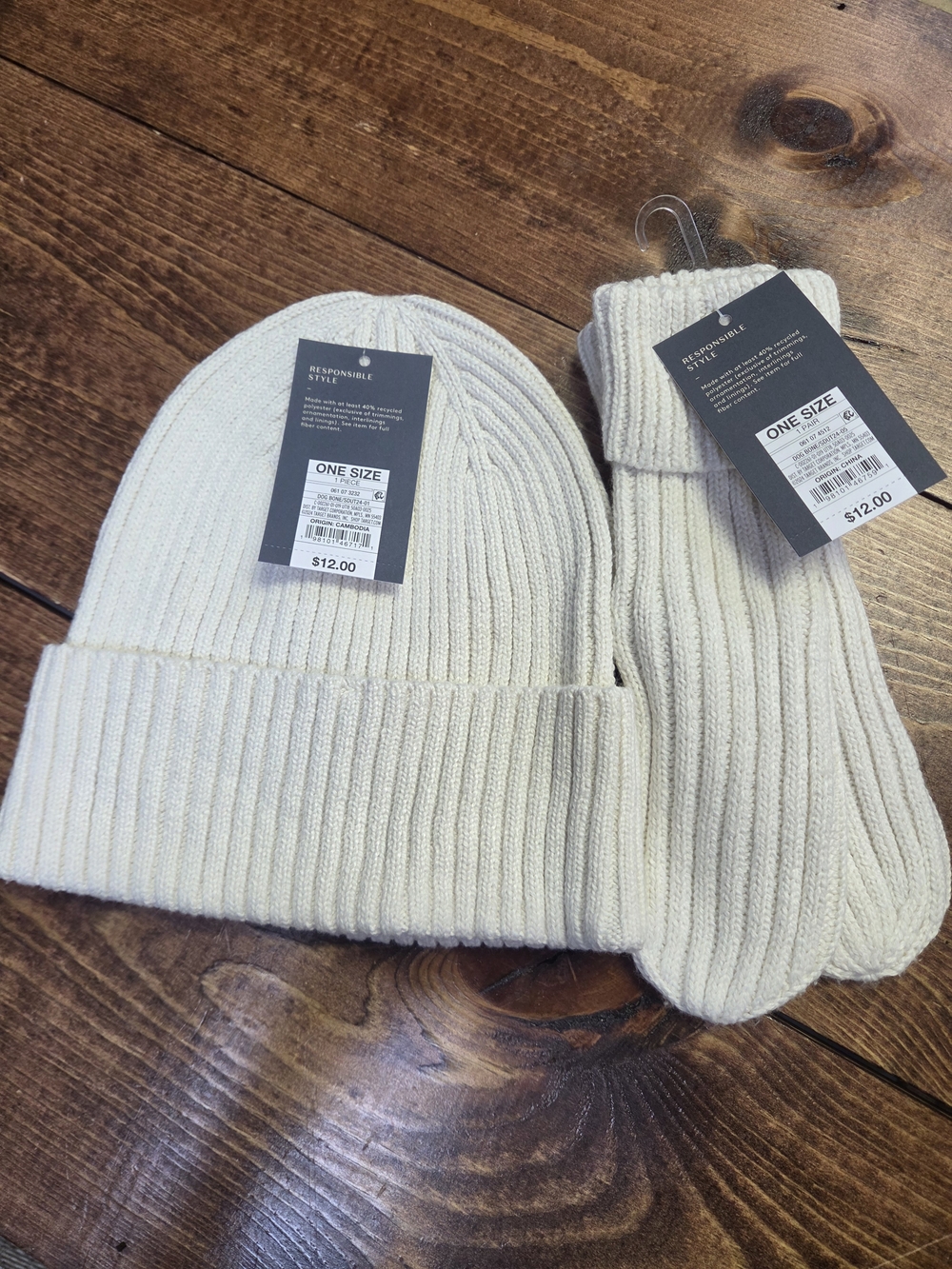 Universal Thread Cream Ribbed Knit Beanie and Mitten  Set - One Size